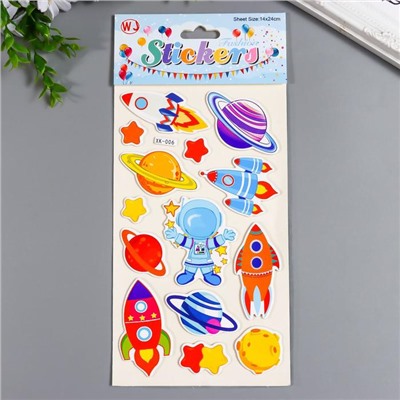 Наклейка EVA "Космонавт в космосе" мягкая 30х14 см