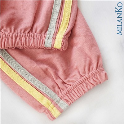 Лёгкие  спортивные брюки для девочек MilanKo BS-0405 Розовые/140